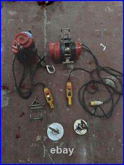 Electric Lifting Hoist Winch 110v 250KG Scaffold Hoist